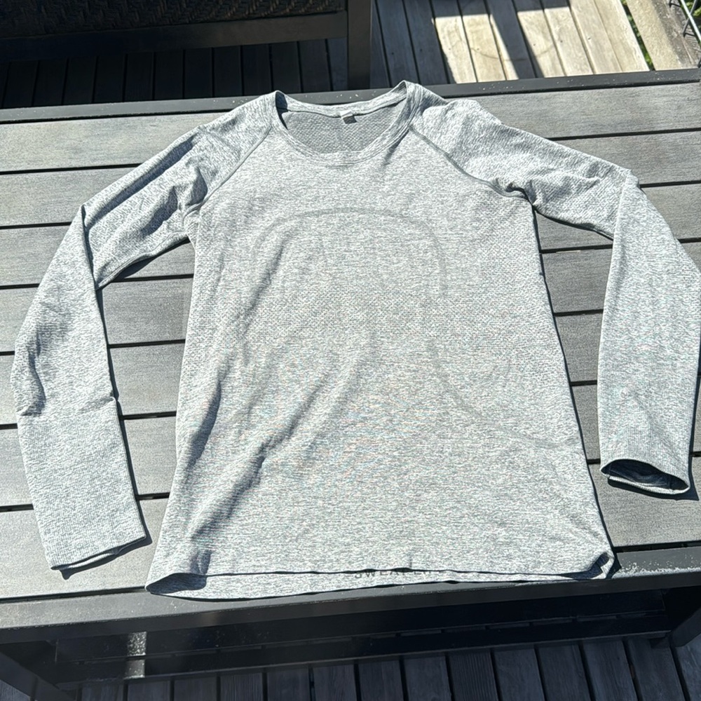 Lululemon Swiftly Tech Long Sleeve Size 10 Grey